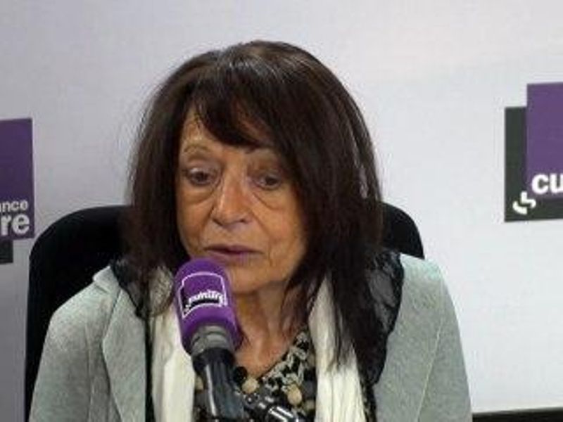 Janine MOSSUZ-LAVAU