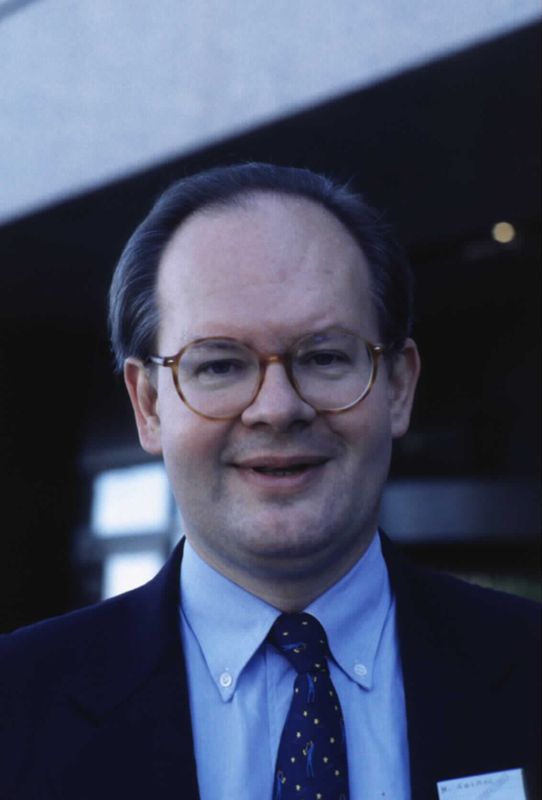Yves COLMOU